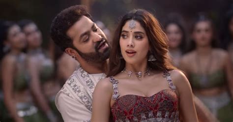 Janhvi Kapoor’s sexy moves and Jr NTR’s energy in Devara song。